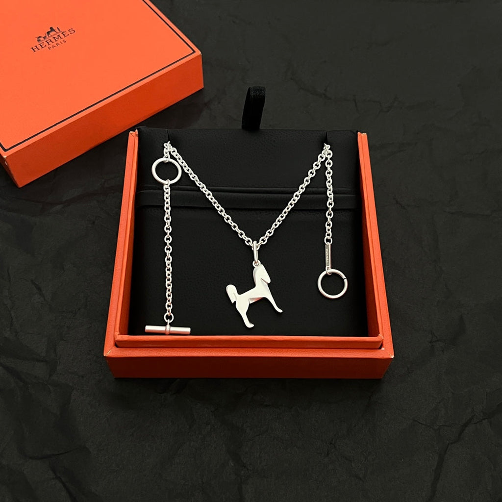 18K Panache Pendant Hermes Necklace