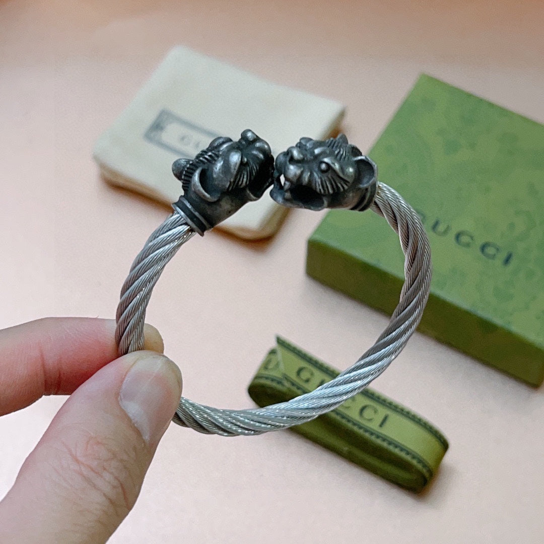 Double Gucci Double Tiger Head Vintage Bracelet